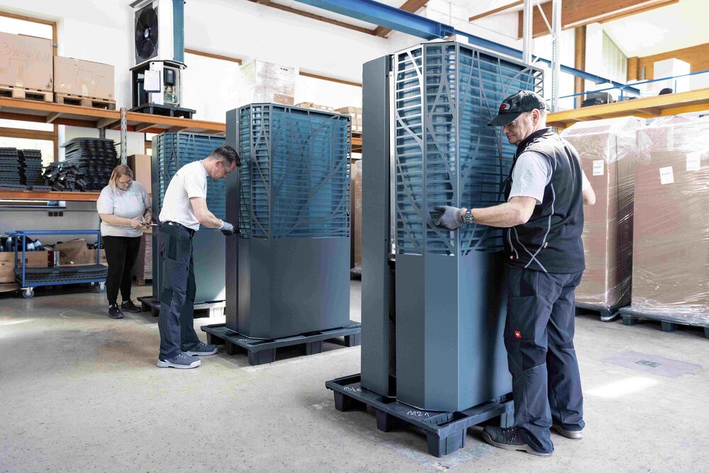 LAMBDA Wärmepumpen: Endfertigung der Luft/Wasser-Wärmepumpen.